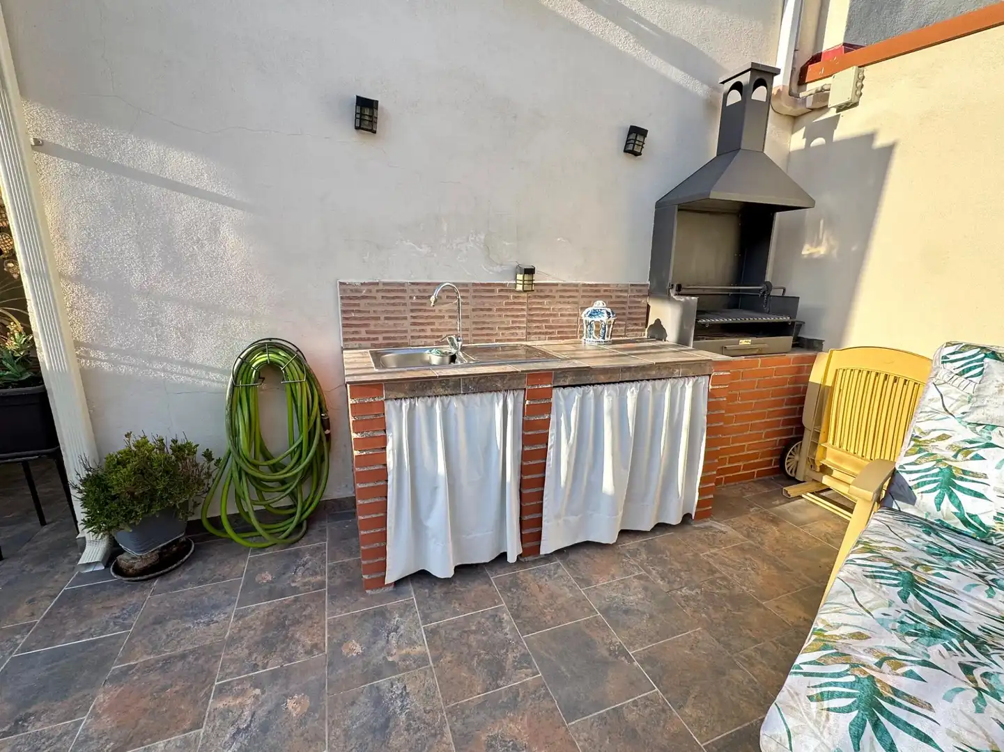 Casa aparellada amb terrassa en venda a Calle de la Gloria, imagen 10