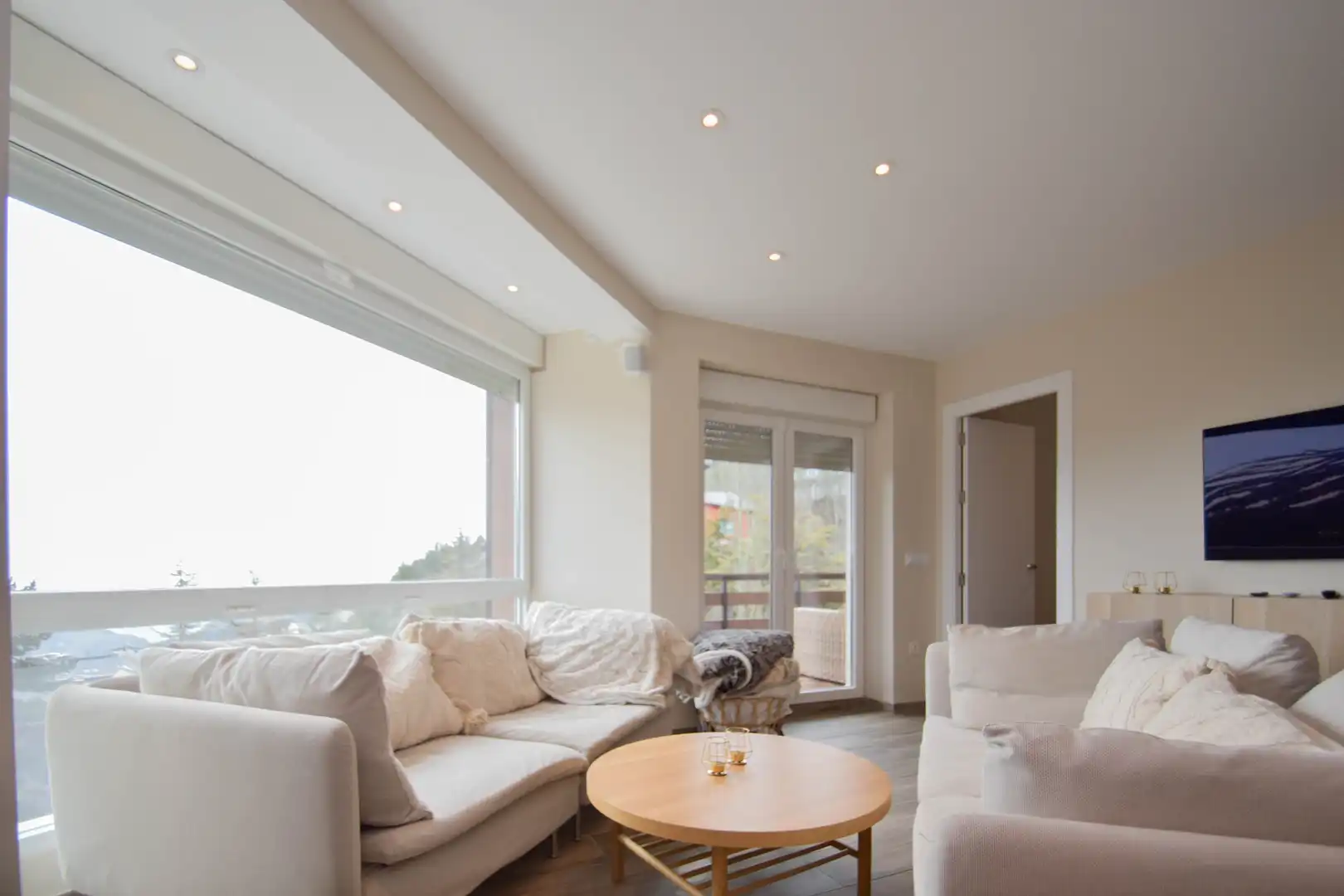 Sala de estar de Piso en venta en Sierra Nevada con Calefacción, Terraza y Amueblado