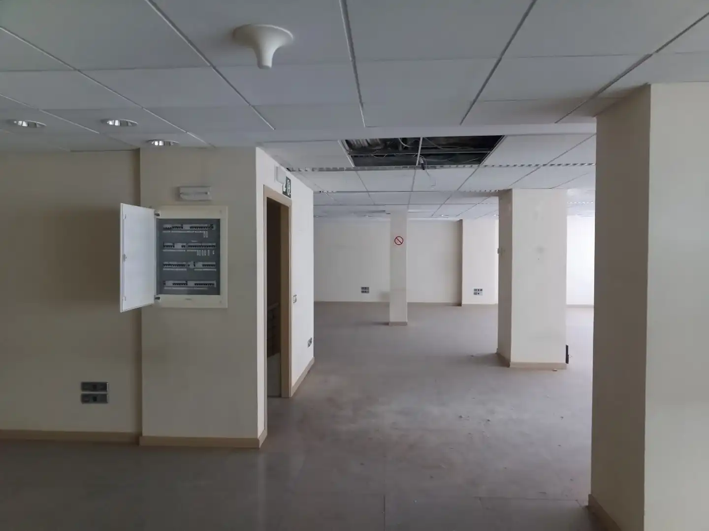 Business premises to rent in Calle Juan II, imagen 10