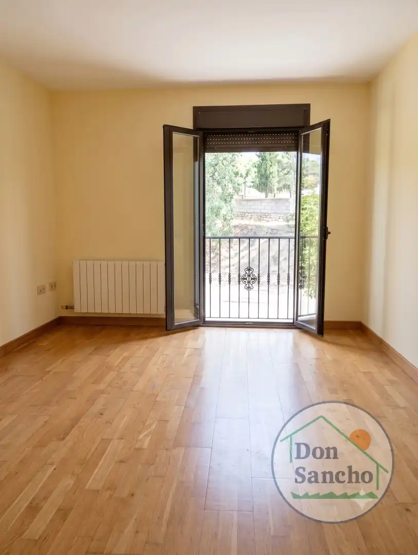 Terraza de Casa adosada en venta en Mucientes con Calefacción, Terraza y Balcón