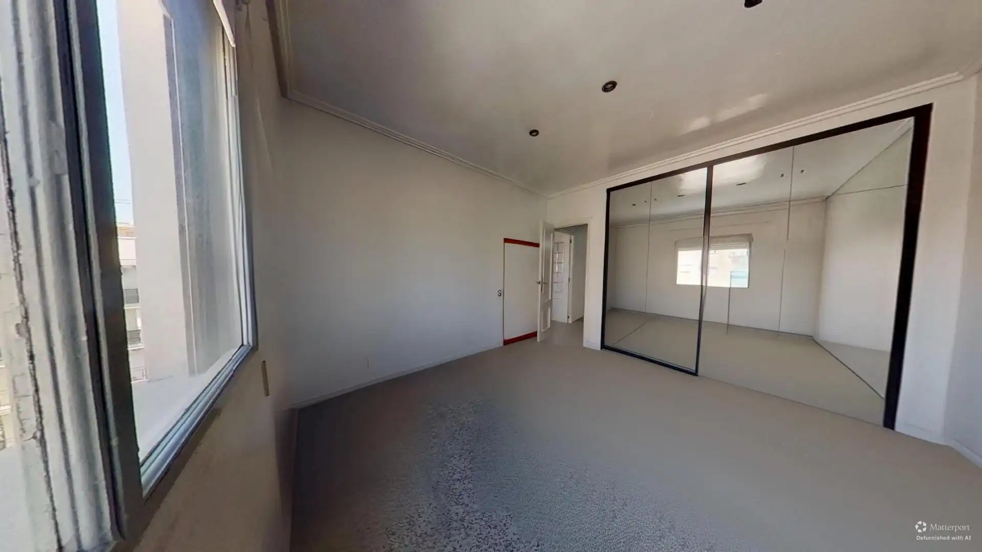 Flat for sale in Valencia  with Air Conditioner, Terrace and Storage room
