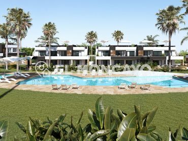 Bungalow con piscina en venta en Calle Gerona