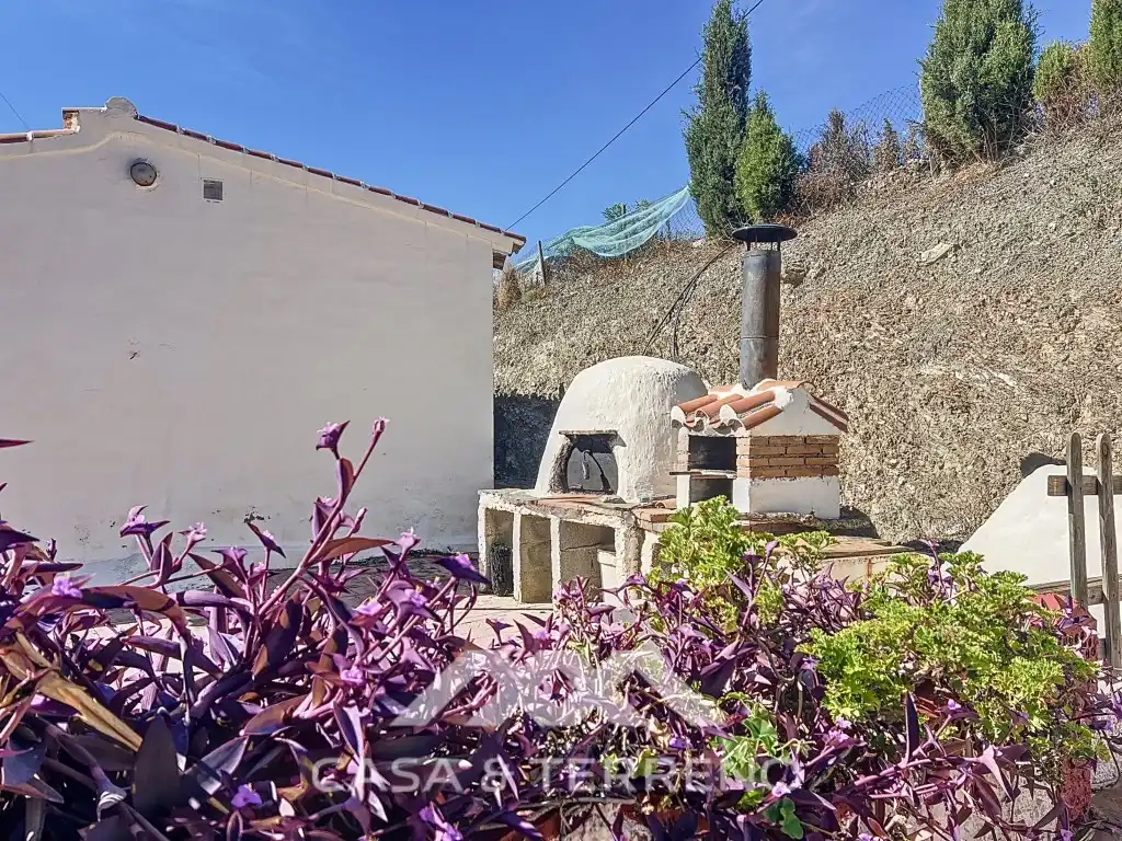Houses for sale in Camino de Cuesta Bravo, Sedella