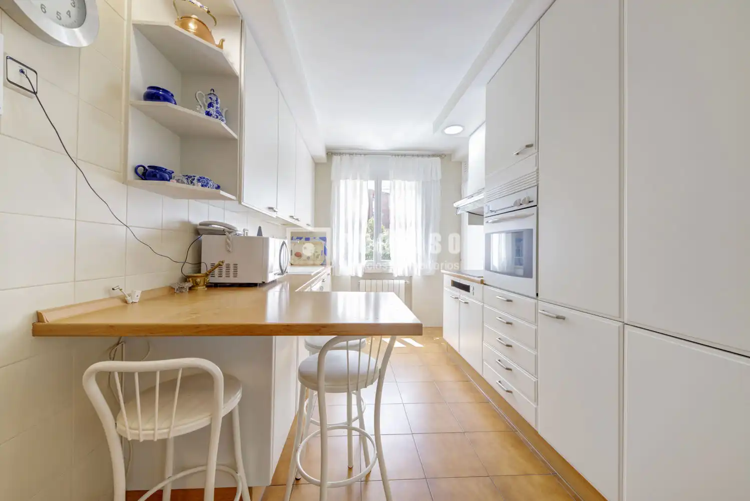 Kitchen of Flat for sale in Pozuelo de Alarcón  with Heating, Private garden and Parquet flooring