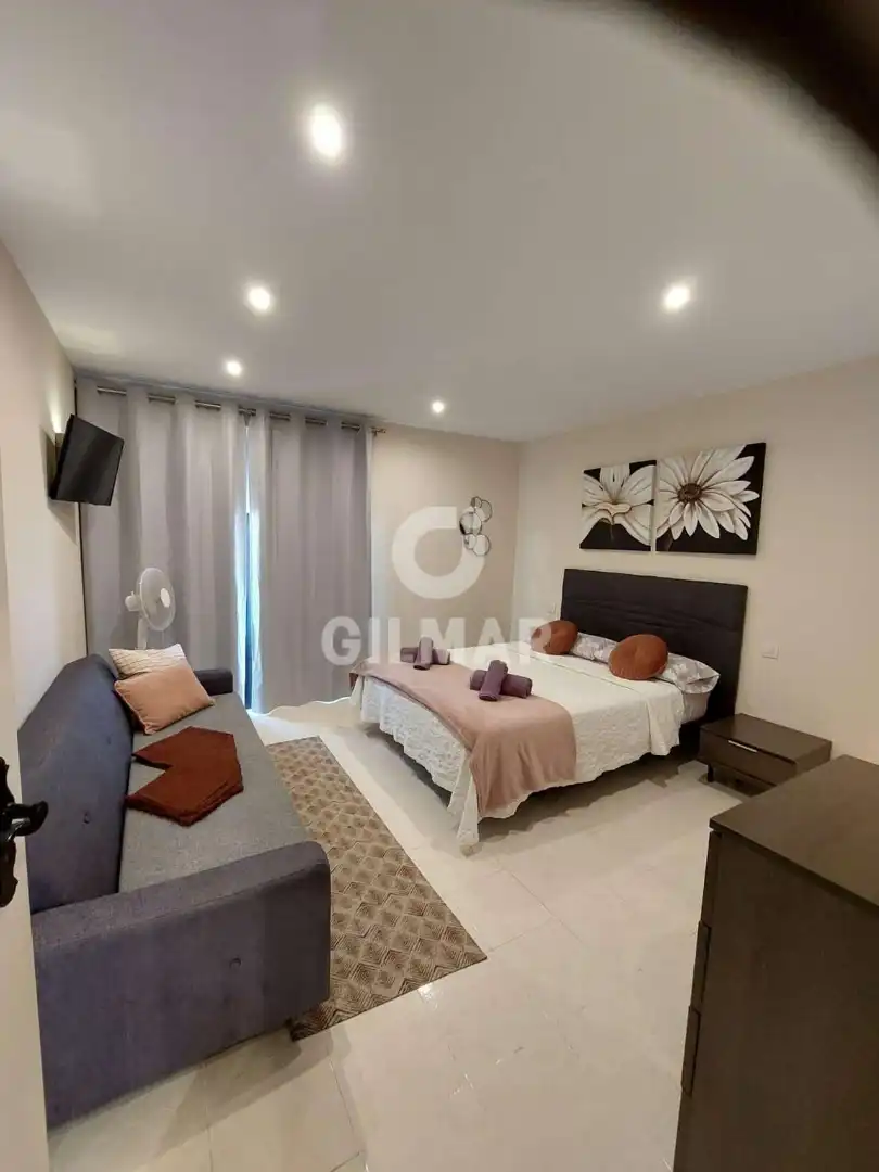 Dormitori de Apartament en venda en Adeje amb Jardí privat, Terrassa i Traster