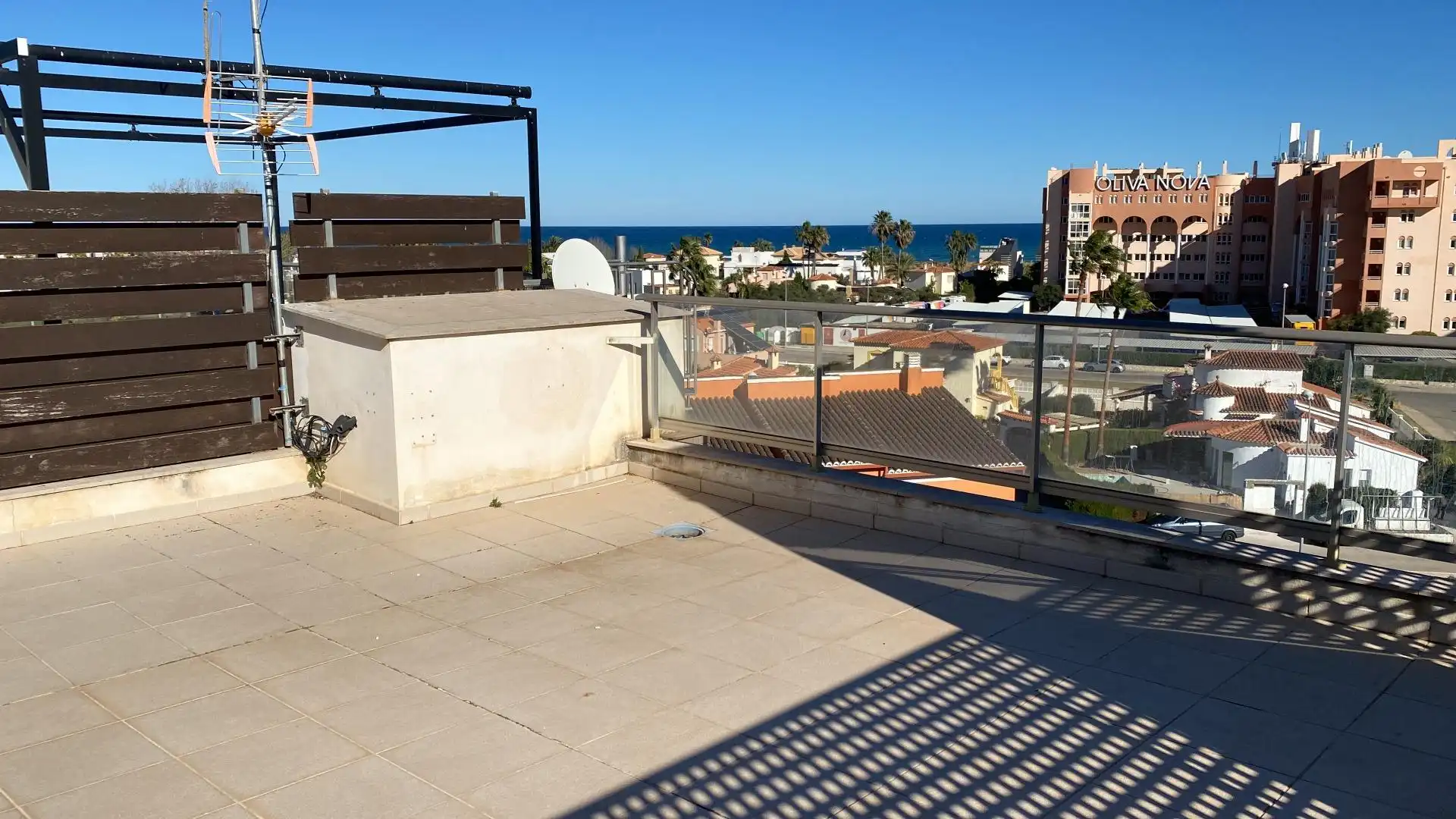 Ático en venta en Urbanizacion OLIVA NOVA 1, 2, Oliva Nova