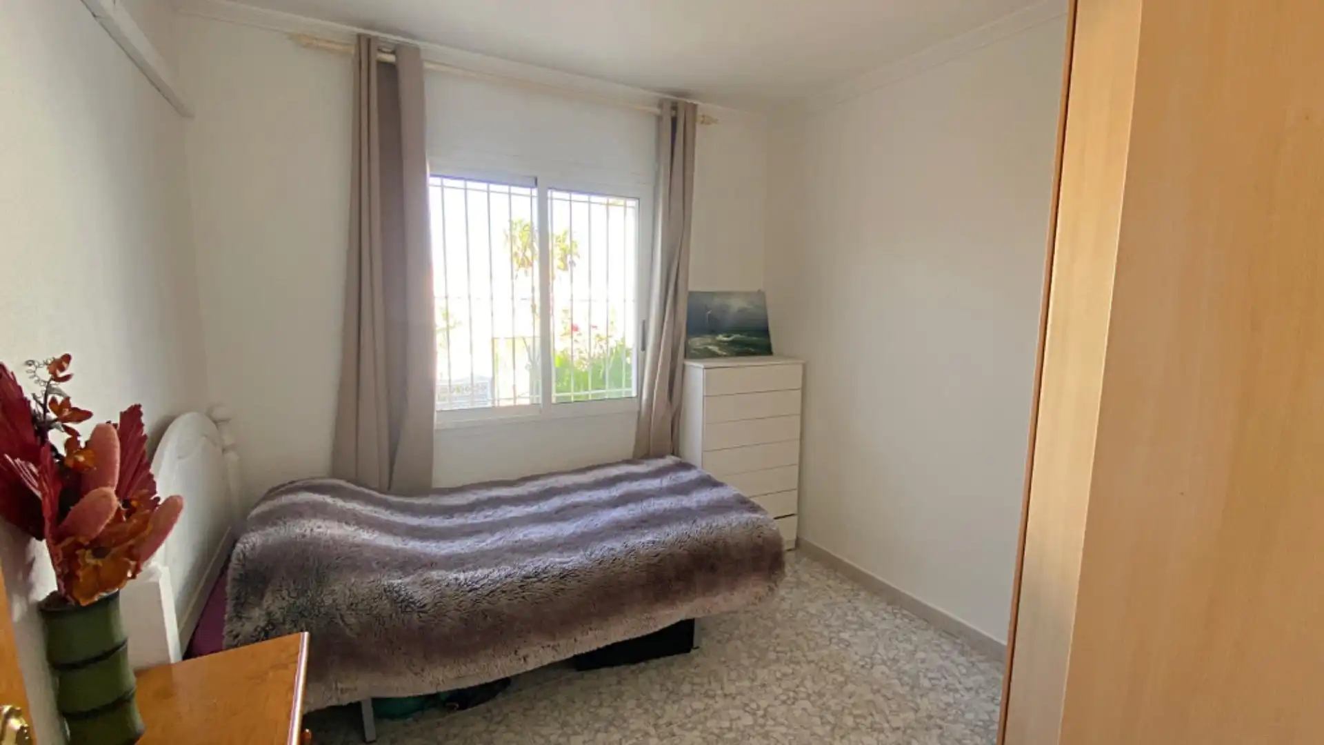 Dormitori de Casa o xalet en venda en Alicante / Alacant amb Aire condicionat, Traster i Moblat