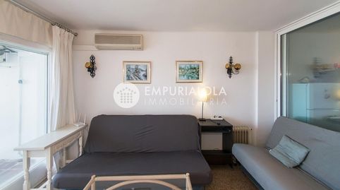 Foto 3 de Apartamento en venta en Avinguda de Europa Bahia 2, -1, Salins - Cavall de Mar, Empuriabrava