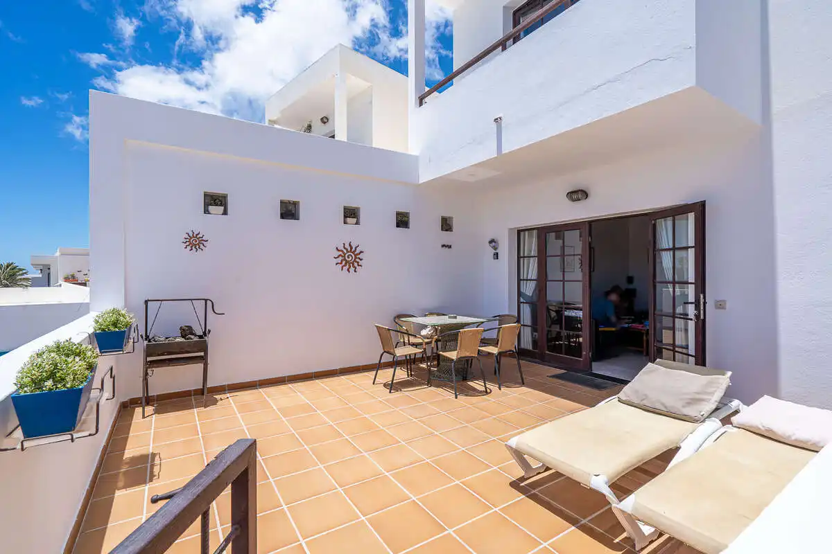 Terraza de Dúplex en venta en Teguise con Piscina comunitaria