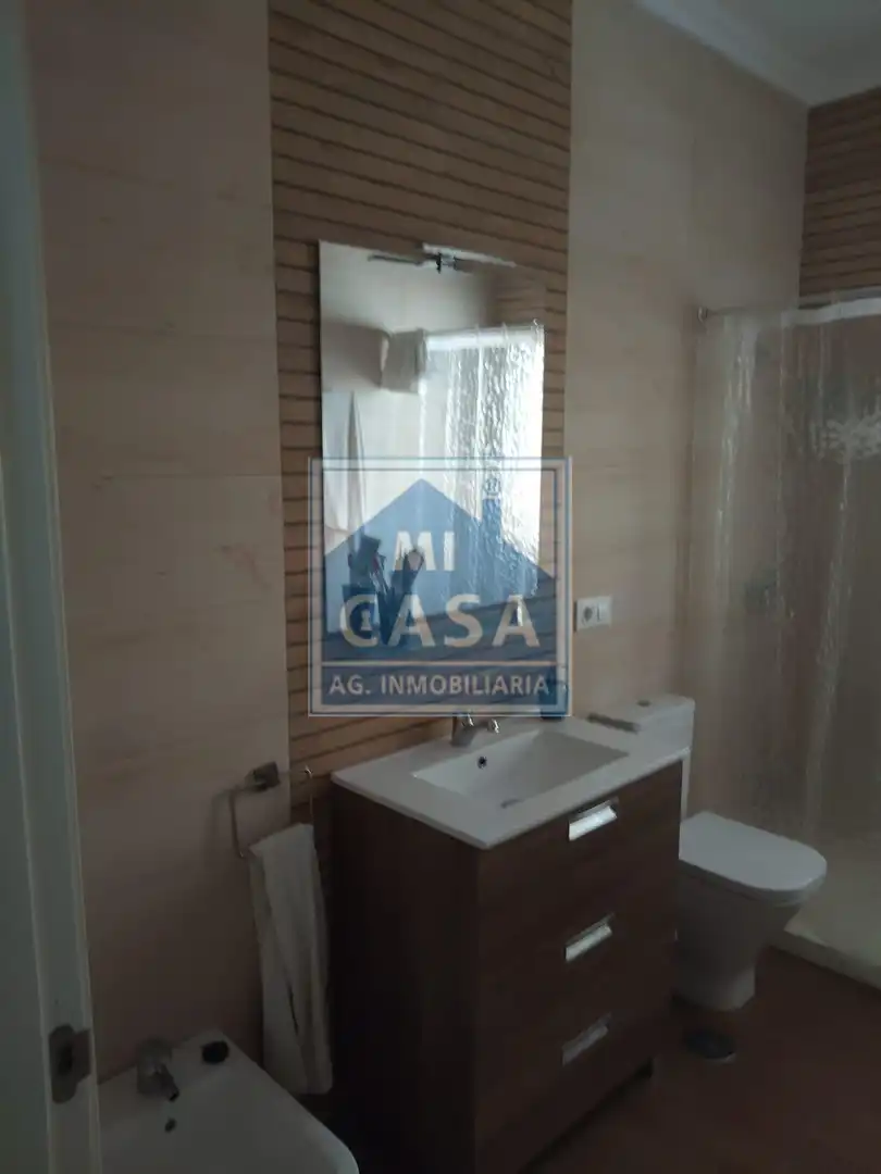 Baño de Piso de alquiler en Mérida con Aire acondicionado, Calefacción y Trastero