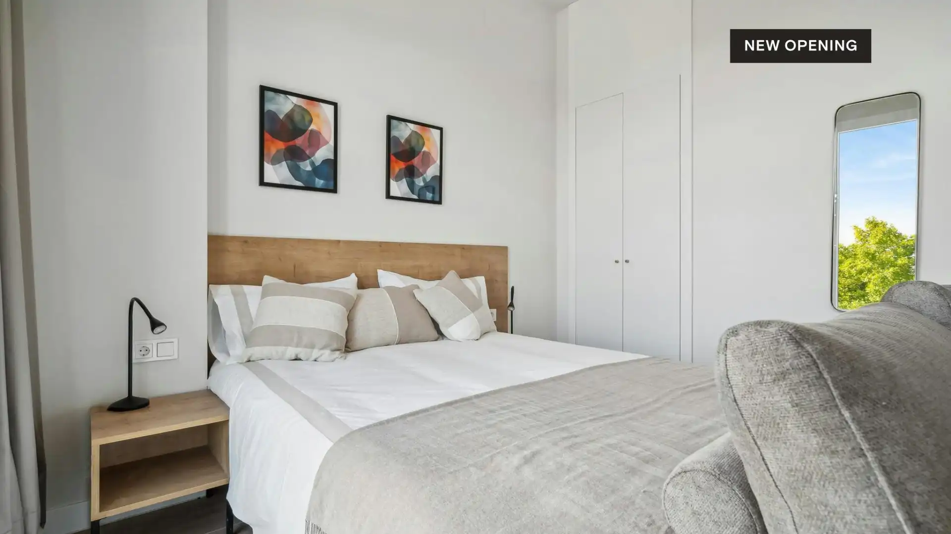 Bedroom of Flat for rent in  Madrid Capital  with Air Conditioner, Heating and Washing machine