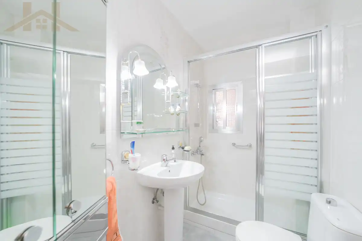 Baño de Piso en venta en Leganés con Calefacción y Terraza