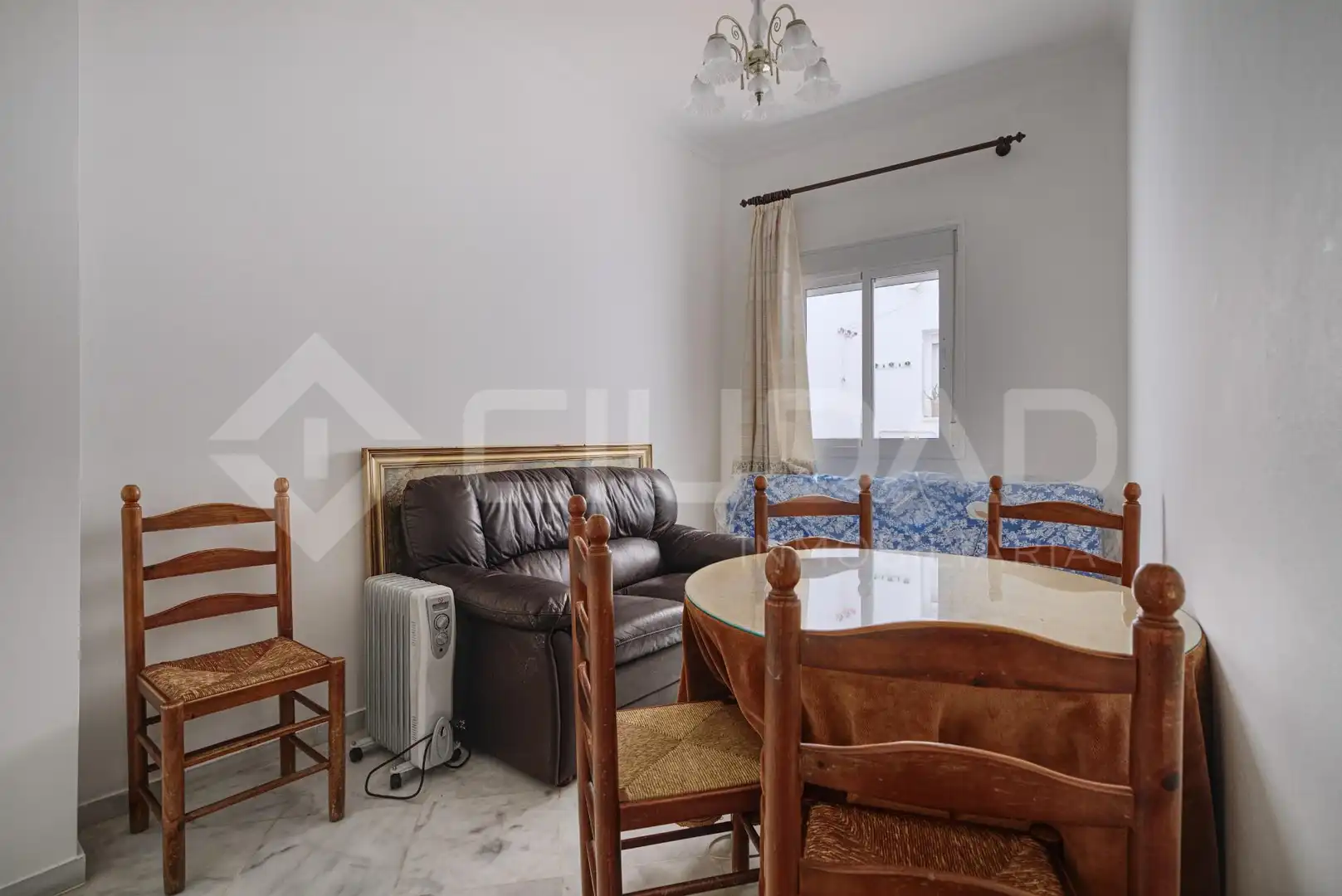 Sala de estar de Planta baja en venta en Marchena