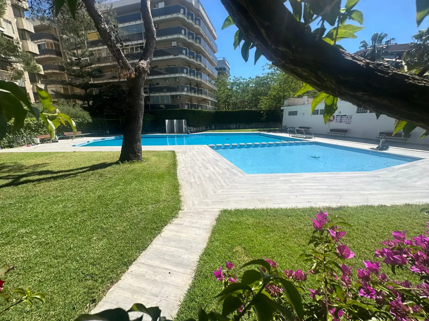 Piscina de Piso en venta en Salou con Aire acondicionado, Calefacción y Terraza
