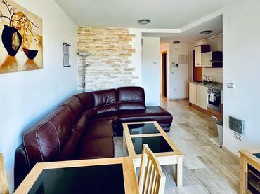 Appartement compact avec balcon à vendre à s 4