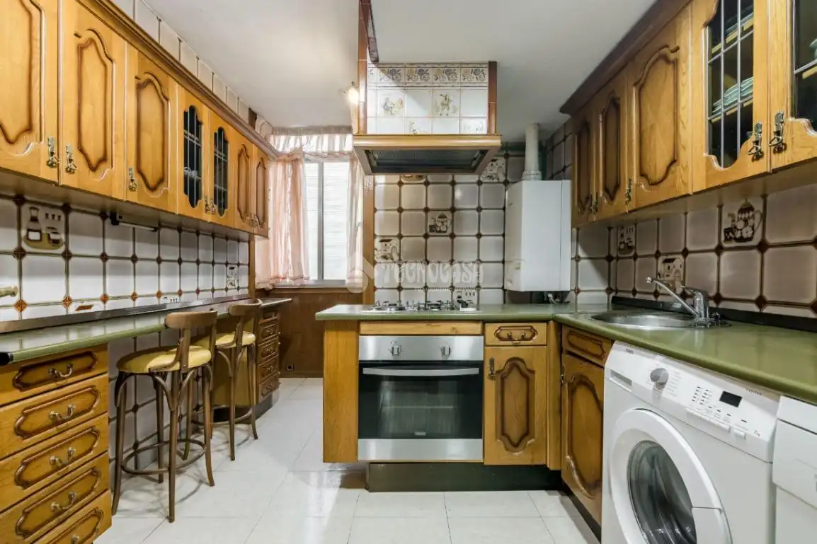 Küche von Wohnung zum Verkauf in Madrid