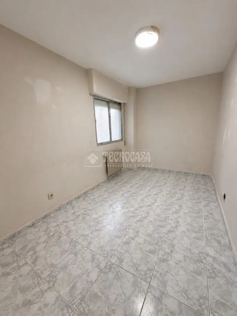 Schlafzimmer von Wohnung zum Verkauf in Fuenlabrada mit Heizung