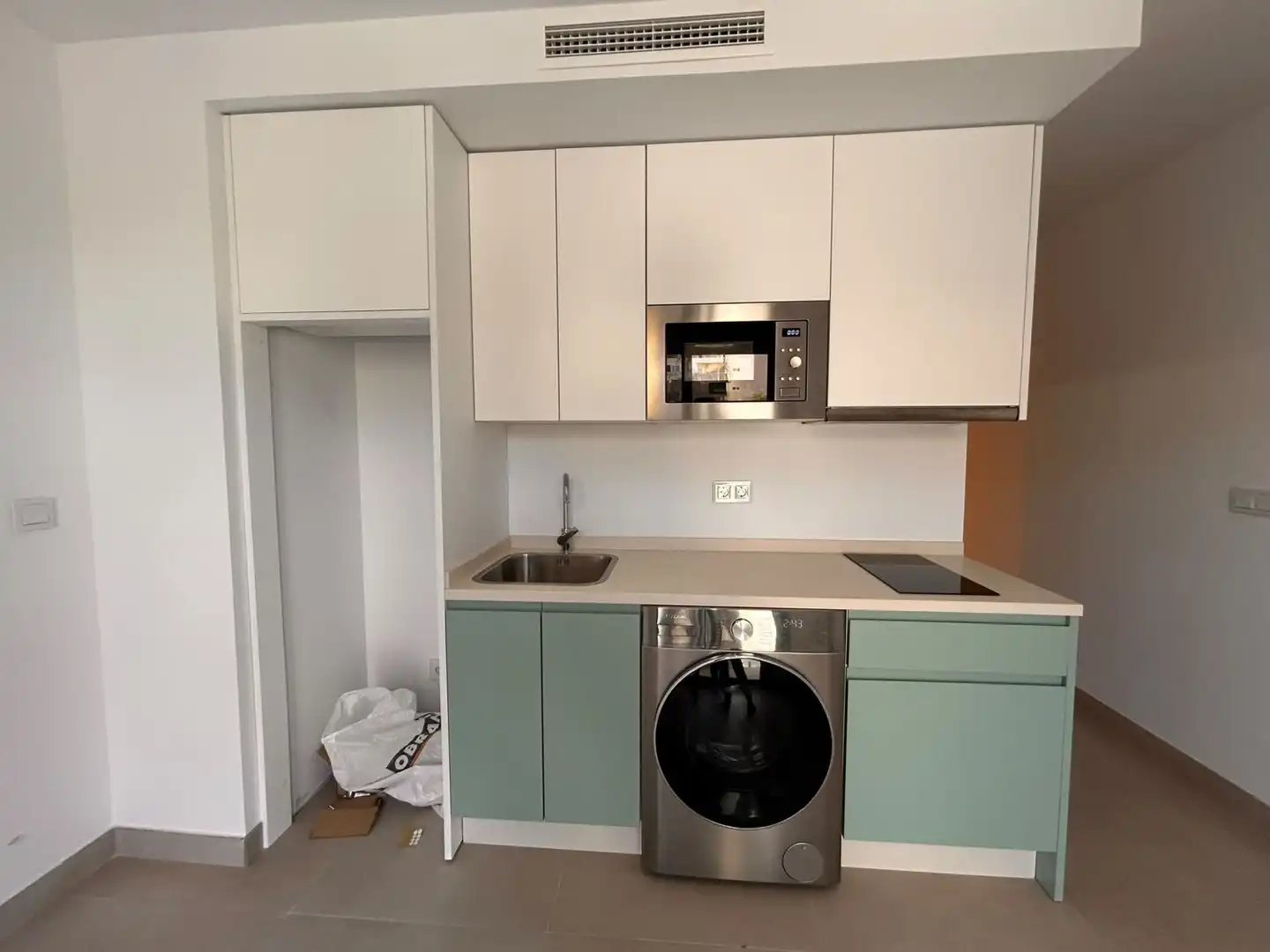 Apartment with pool for sale in La Carihuela - Los Nidos, imagen 10