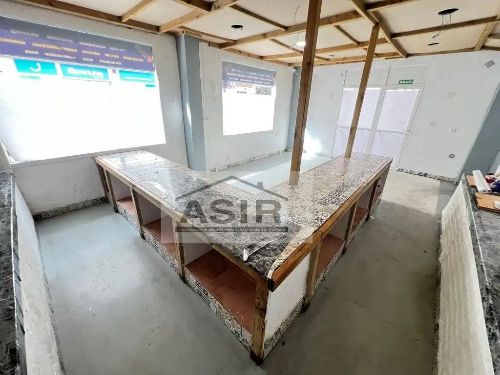 Local comercial de lloguer a Plaza Lletres Valencianes, imagen 5