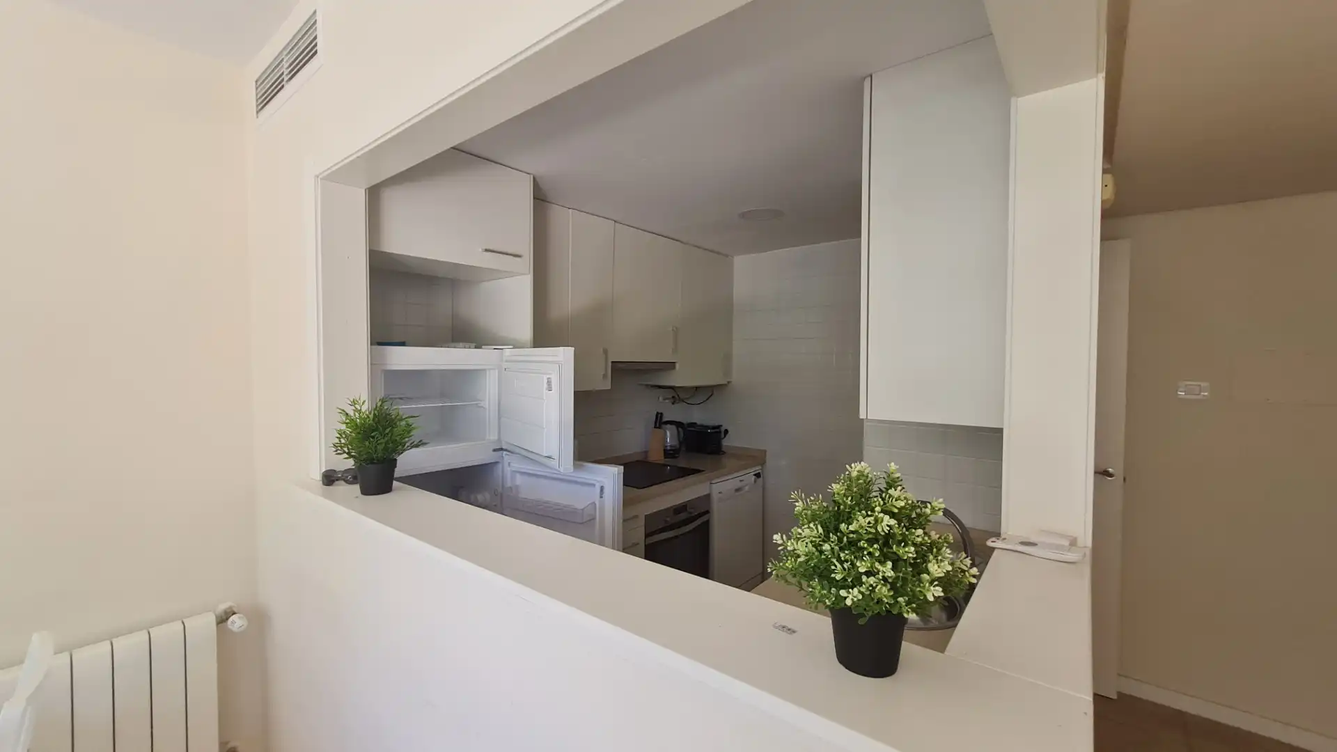 Cocina de Apartamento en venta en Murcia con Aire acondicionado, Calefacción y Jardín privado