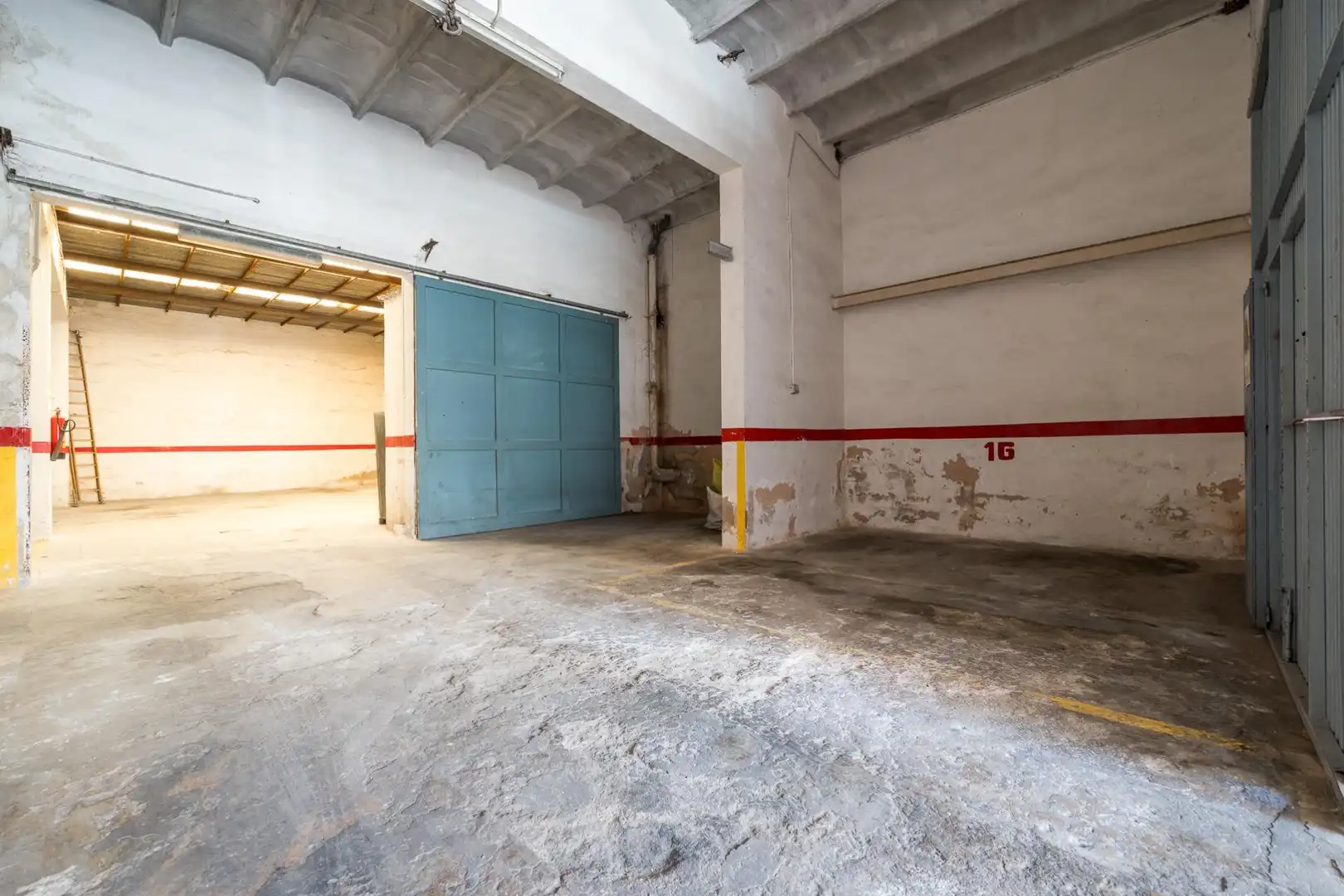 Business premises for sale in Carrer Pere II, imagen 3