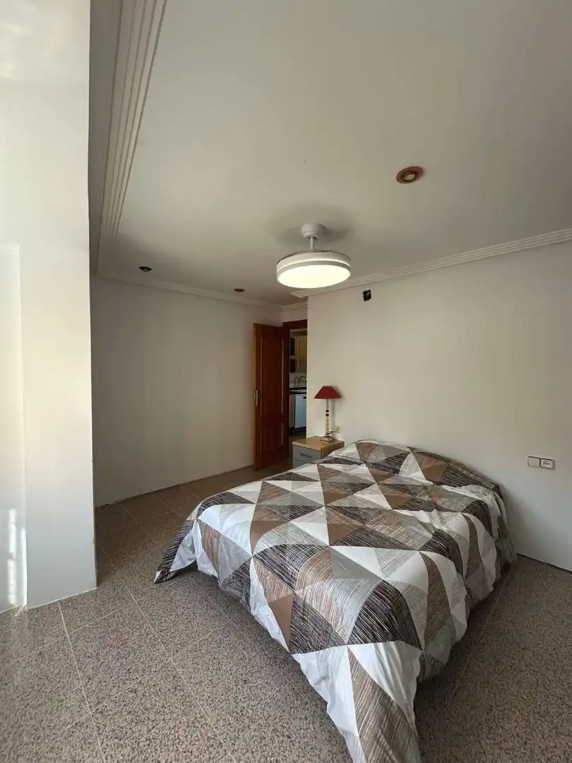 Habitación de Piso de alquiler en Elda con Amueblado