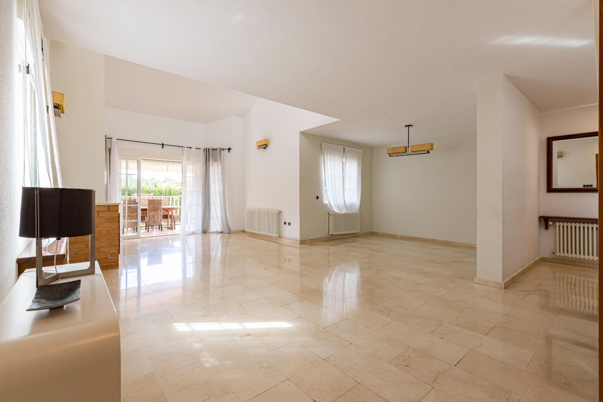 Sala d'estar de Casa o xalet en venda en Molina de Segura amb Aire condicionat, Jardí privat i Terrassa