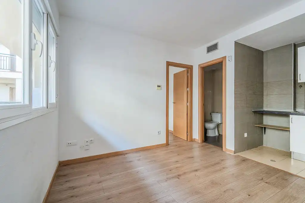 Bedroom of Flat for sale in Aranjuez  with Heating, Parquet flooring and Storage room