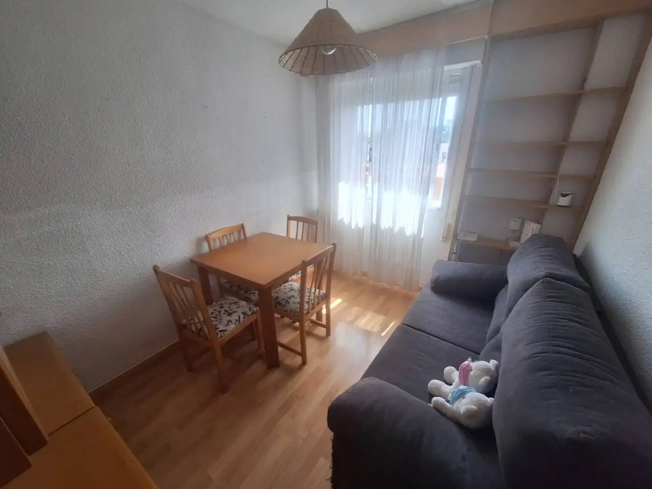 Living room of Flat for sale in Fuenlabrada  with Air Conditioner, Heating and Parquet flooring