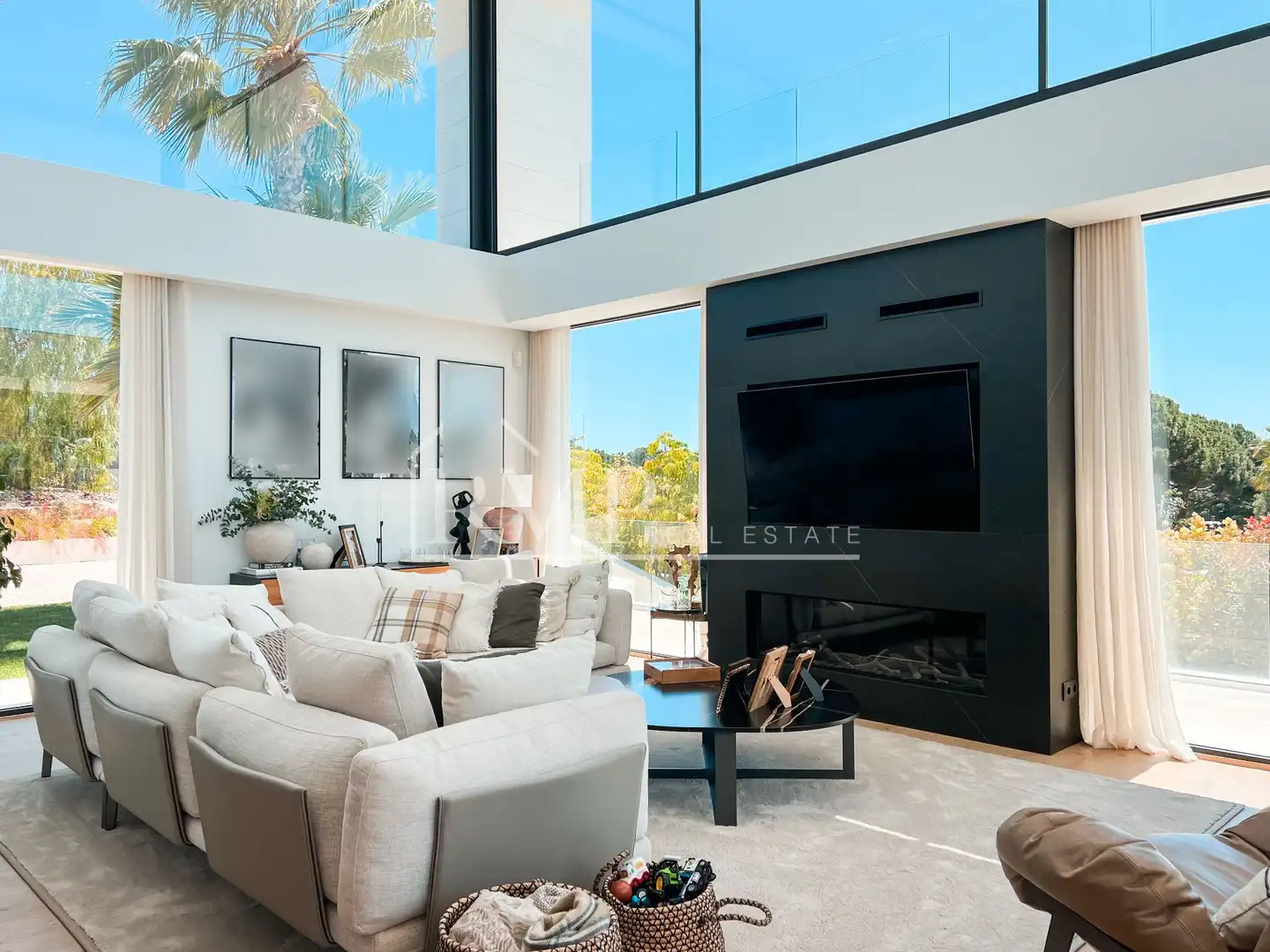 Sala de estar de Casa o chalet en venta en Sant Andreu de Llavaneres con Aire acondicionado, Calefacción y Jardín privado