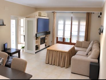 Casa con balcón en venta en Arco Norte - Avda España