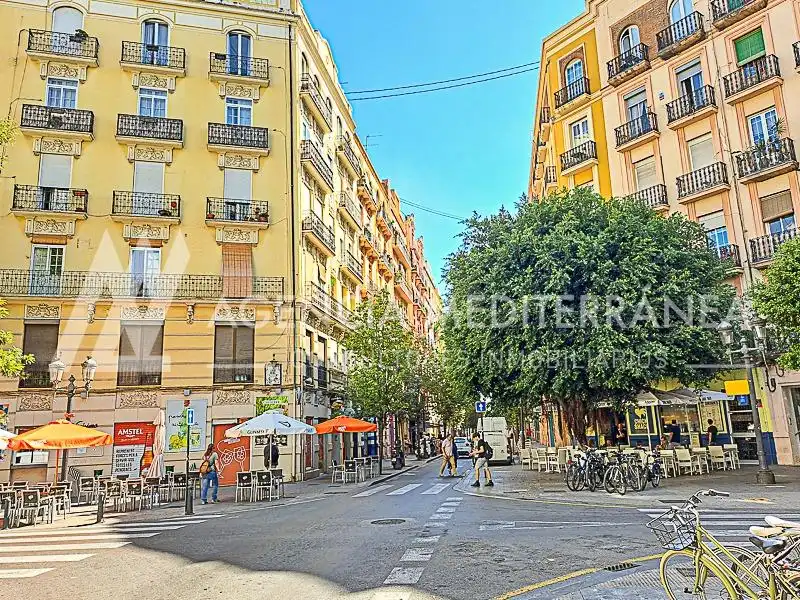 Vista exterior de Piso de alquiler en Valencia con Aire acondicionado, Calefacción y Trastero