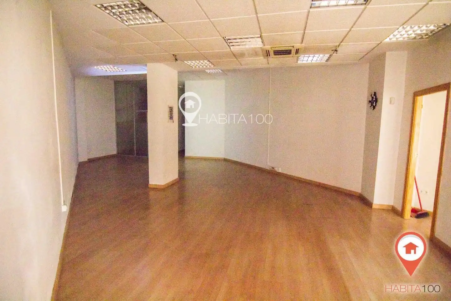 Local comercial de lloguer a Centro, imagen 2