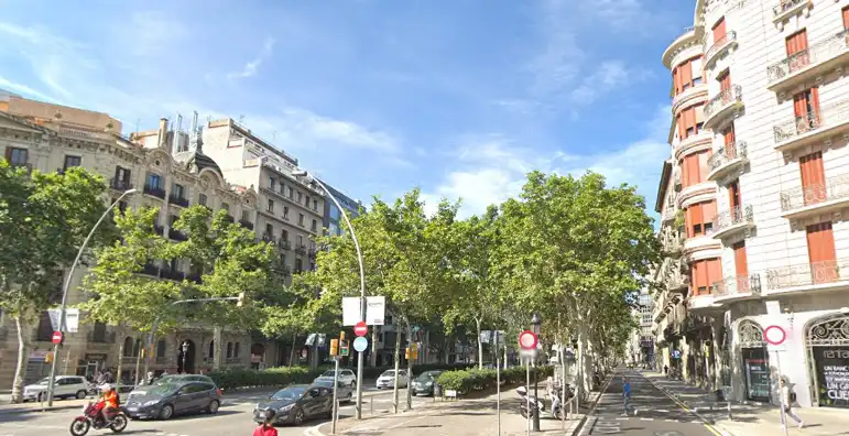 Vista exterior de Local de alquiler en Sant Adrià de Besòs