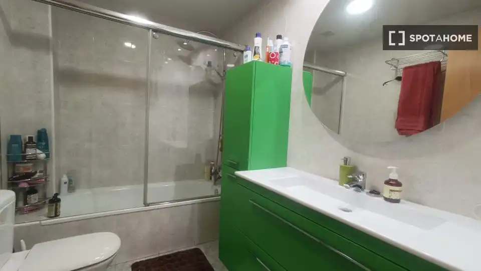 Room in Rochapea