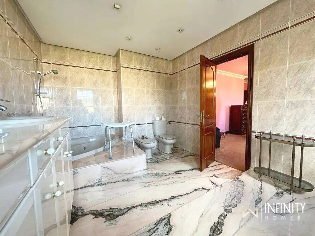 Dúplex en venta en Juan XXIII S S Plaza, Zurbaran