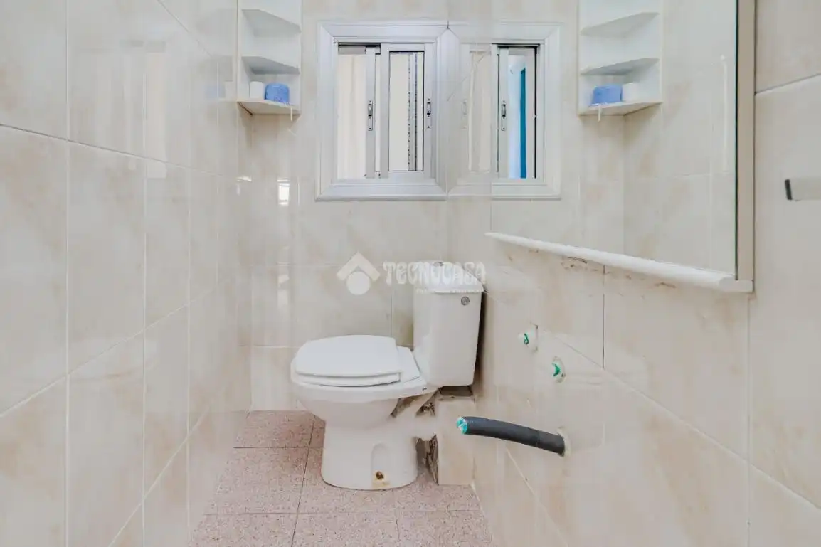 Bathroom of Flat for sale in Salut - Lloreda