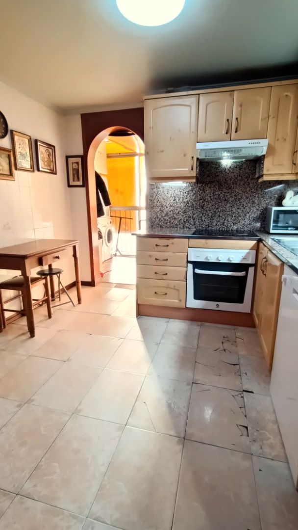 Kitchen of Flat for sale in Cambrils  with Storage room, Oven and Balcony