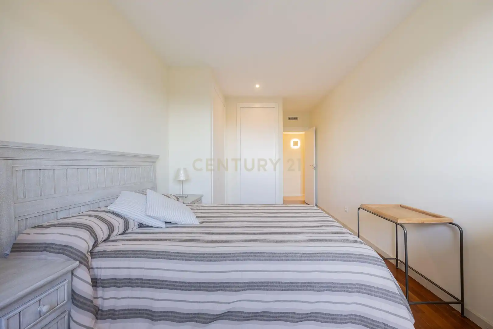 Habitación de Apartamento en venta en Madrid con Piscina
