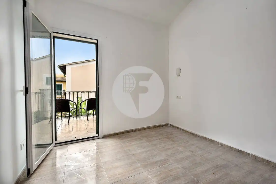 Schlafzimmer von Einfamilien-Reihenhaus zum Verkauf in Alcúdia mit Terrasse, Schwimmbad und Balkon