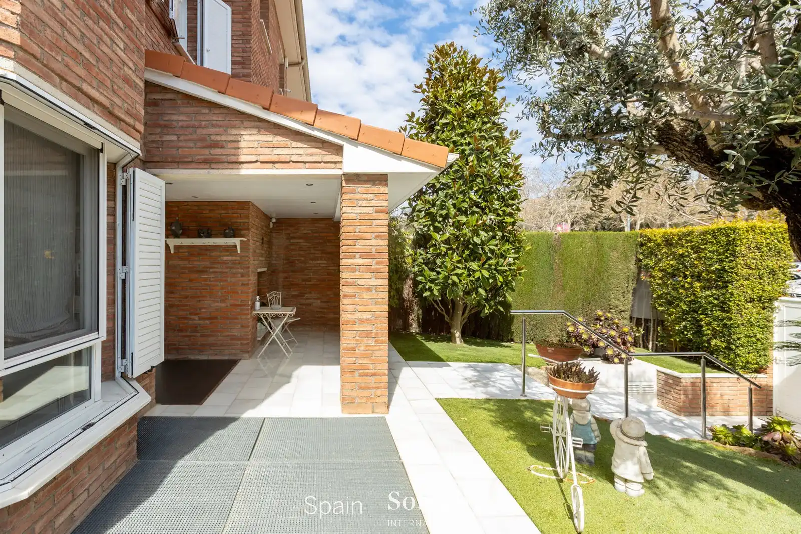 Jardín de Casa o chalet en venta en Alella con Aire acondicionado, Calefacción y Jardín privado