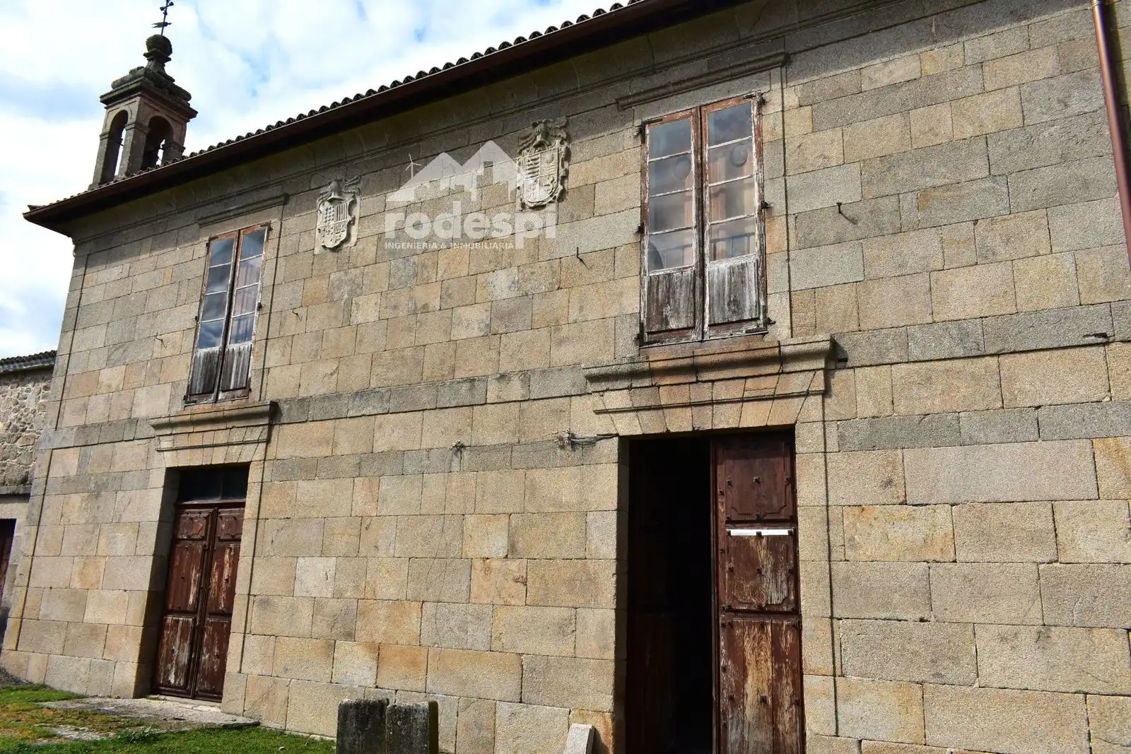 Exterior view of Buildings for sale in Pantón