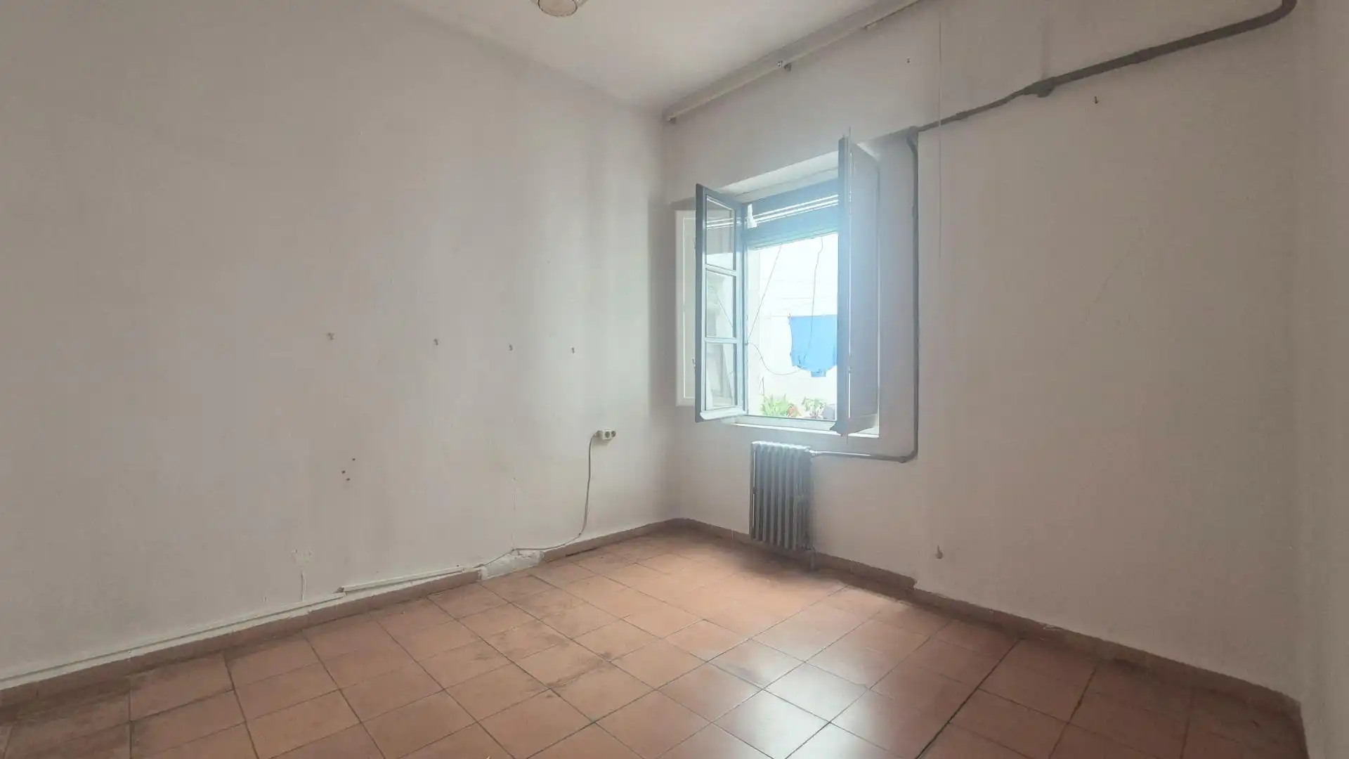 Bedroom of Flat for sale in Salamanca  with Heating