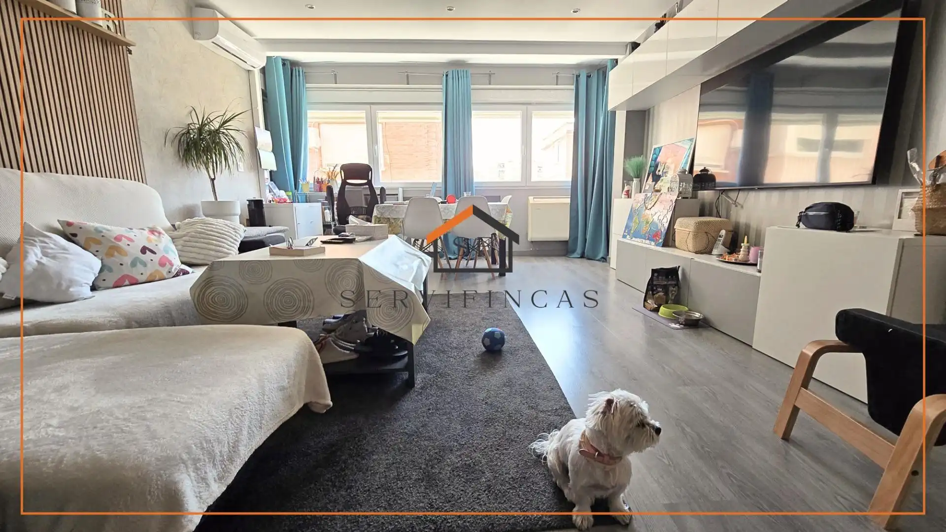 Sala de estar de Dúplex en venta en Madrid con Aire acondicionado, Trastero y Amueblado