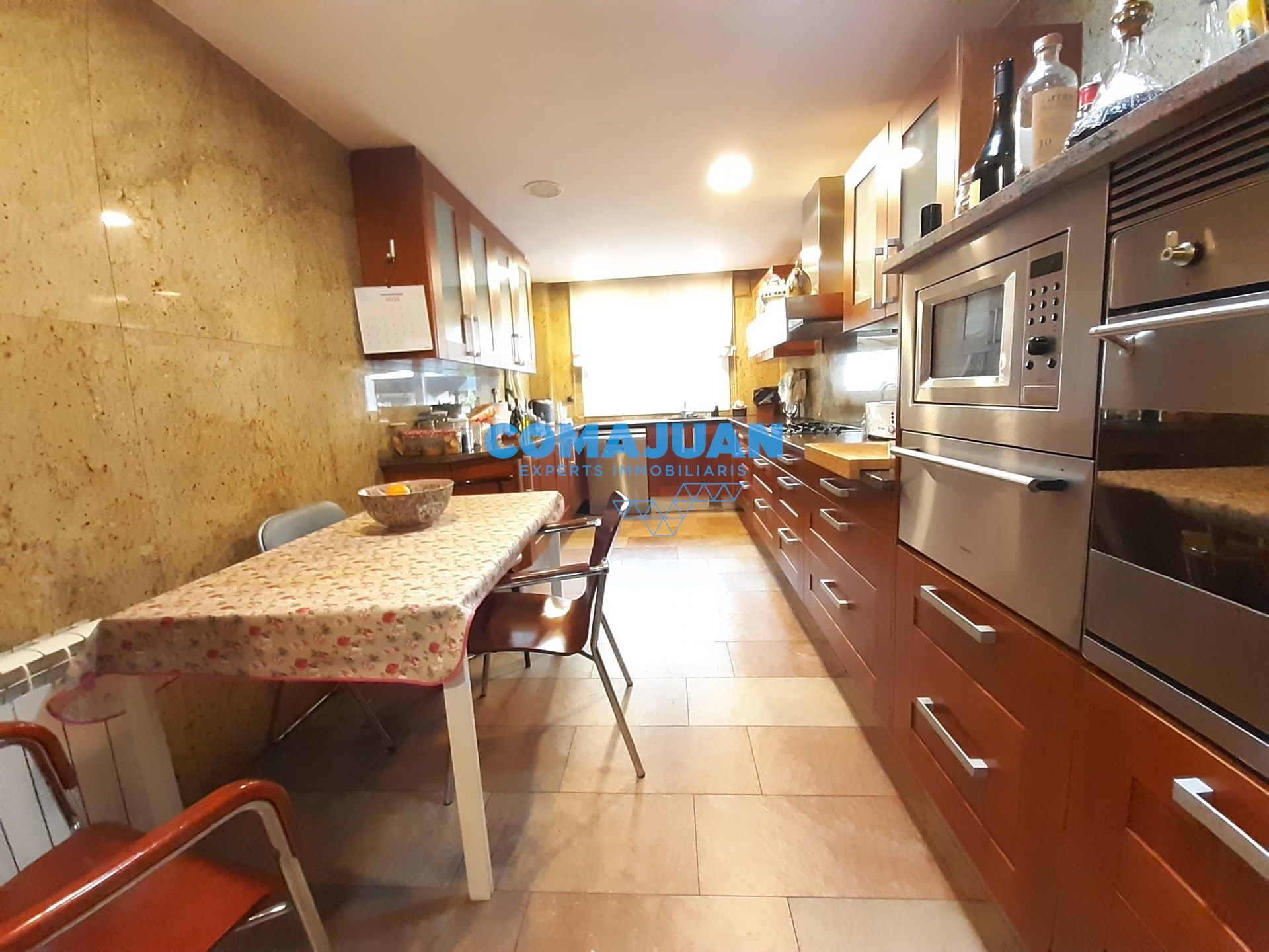 Cuina de Finca rústica en venda en Mataró amb Aire condicionat, Calefacció i Terrassa