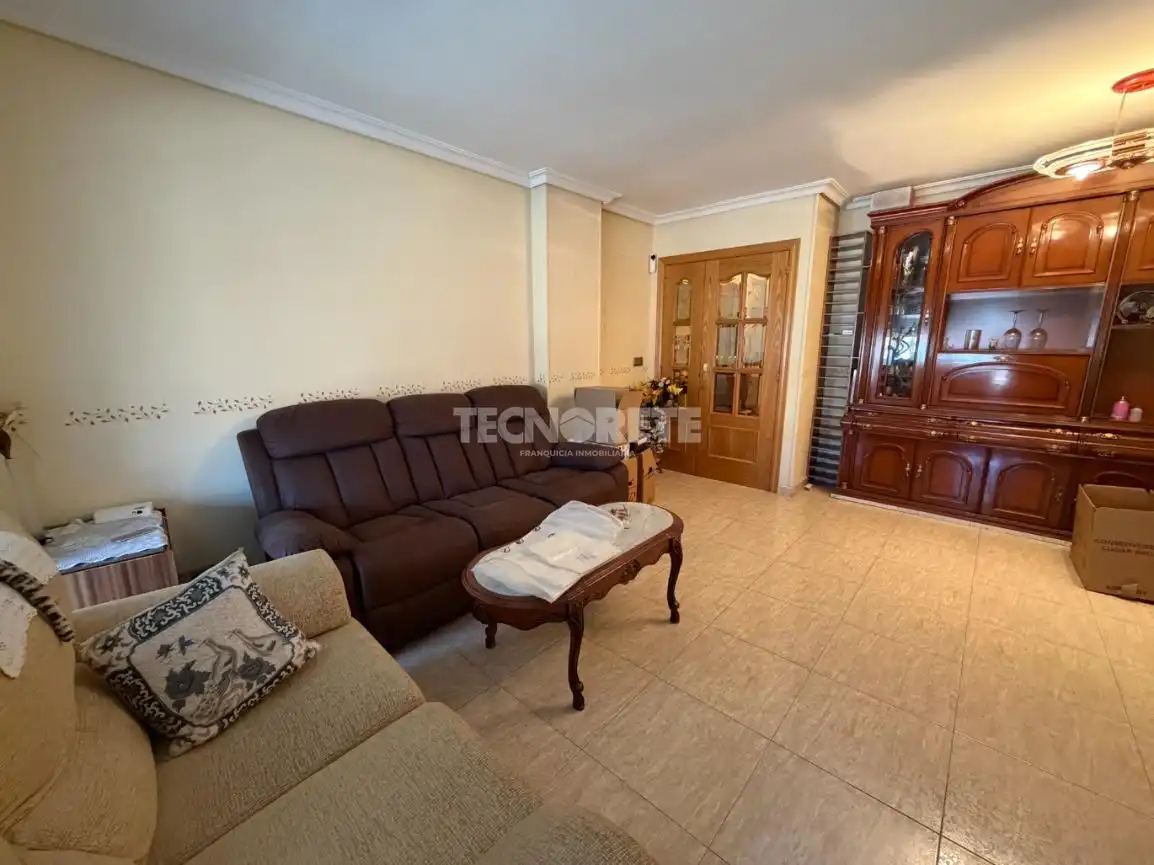 Sala d'estar de Pis en venda en Guadalajara amb Aire condicionat i Calefacció