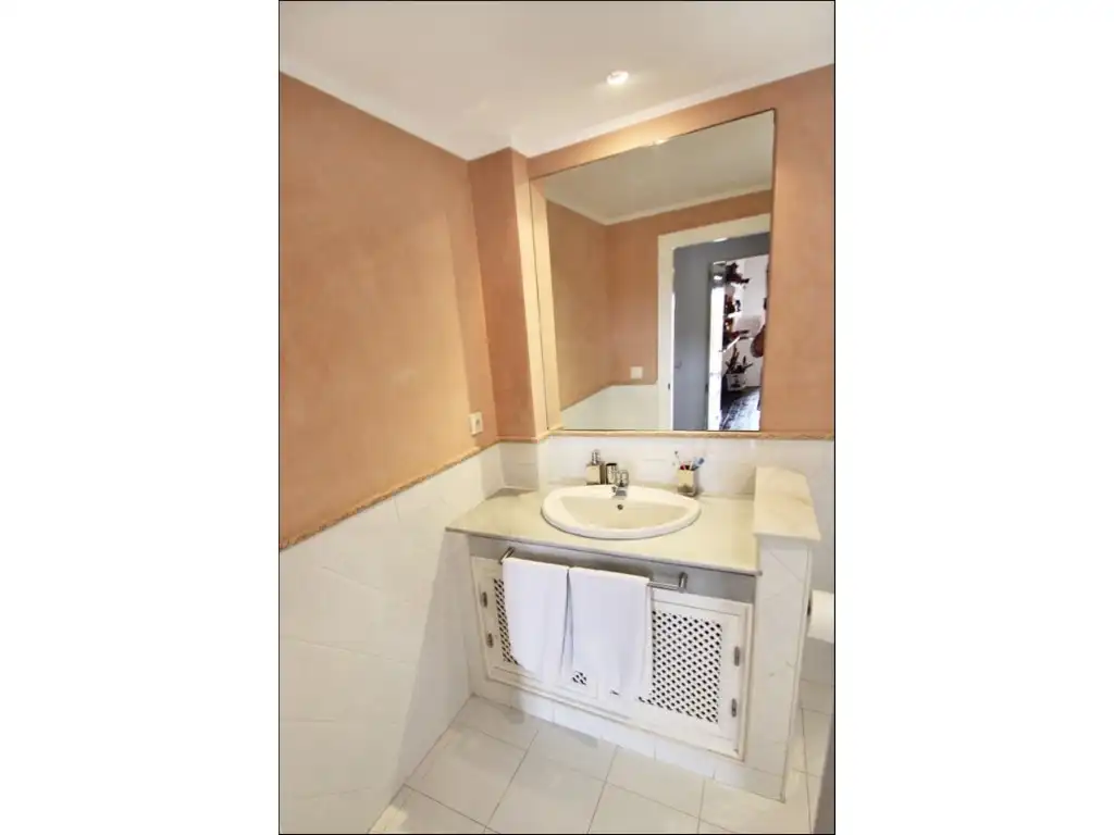 Bany de Apartament en venda en Calvià amb Aire condicionat, Jardí privat i Terrassa
