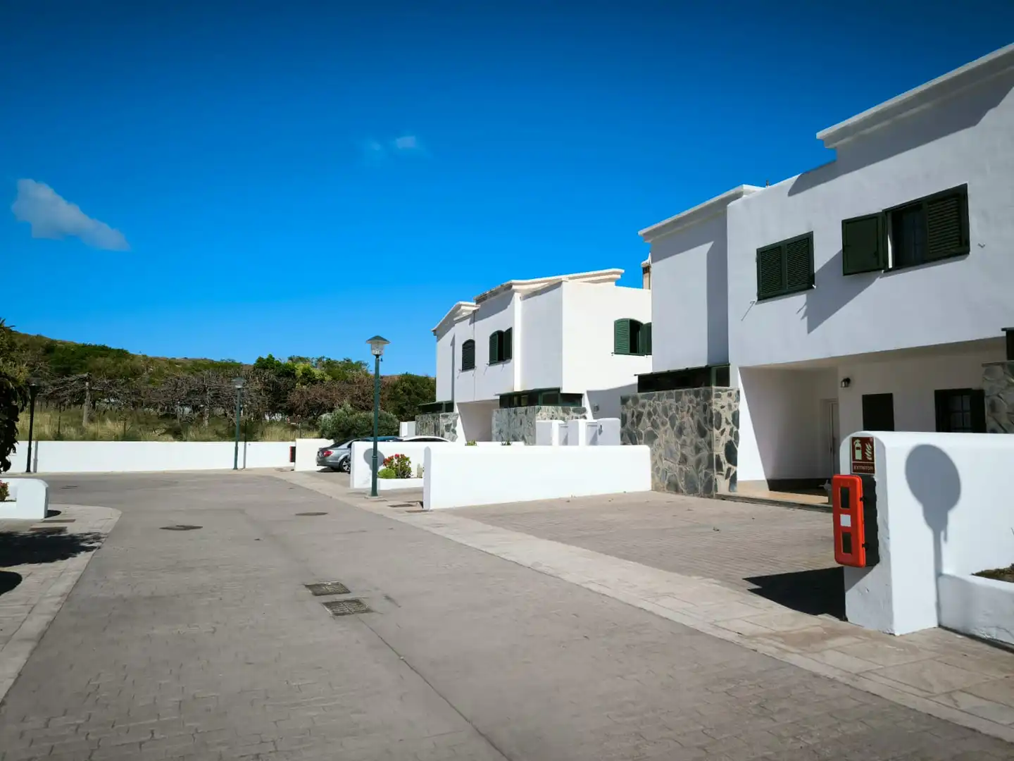 Vista exterior de Casa o xalet en venda en Agaete amb Jardí privat, Terrassa i Moblat