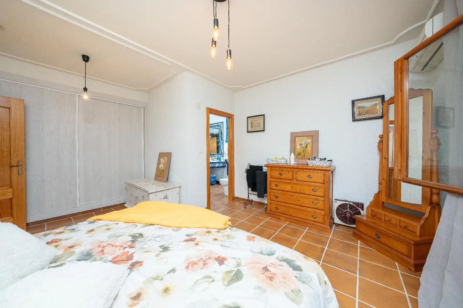 Habitación de Casa o chalet en venta en Novelda con Aire acondicionado, Calefacción y Jardín privado