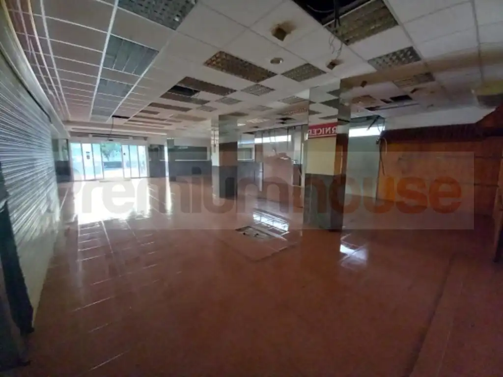 Gewerbefläche zum Verkauf in Avinguda de la Riera de Sant Llorenç, imagen 4